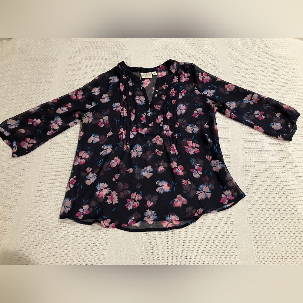 St. John's Bay Floral Blouse - Black and Pink